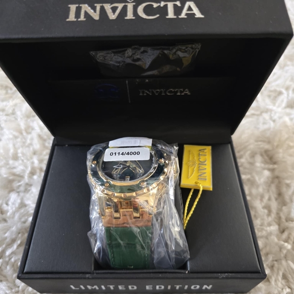 Invicta DC Comics Aquaman Mens Watch Quartz. Japan AUTOMATIC #36574 114/4000 NWT - Picture 1 of 7